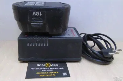 Продам зарядное + аккумулятор для шуруповерта Энергомаш JDA-180KA! Цвет: черный. Состояние: Потертости. Т2766. Цена: 400 руб.
